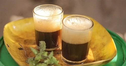 Judging Quality by Tea Liquor Color: Where Does African Consumers' Obsession with Green Come From? Judging Quality by Tea Liquor Color: Where Does African Consumers' Obsession with Green Come From?